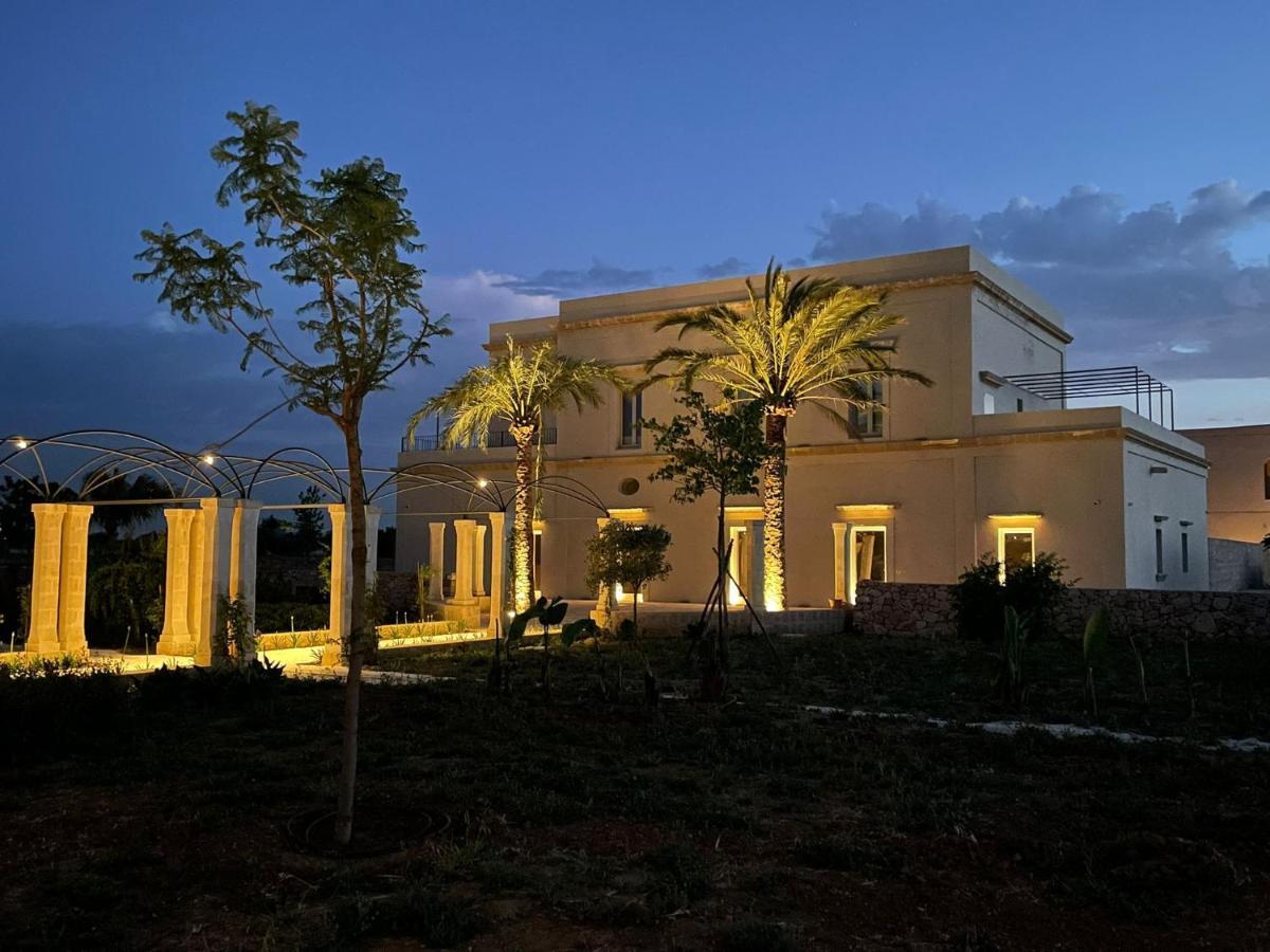 לינה וארוחת בוקר פראביטה Il Giardino Grande - Dimora In Salento מראה חיצוני תמונה