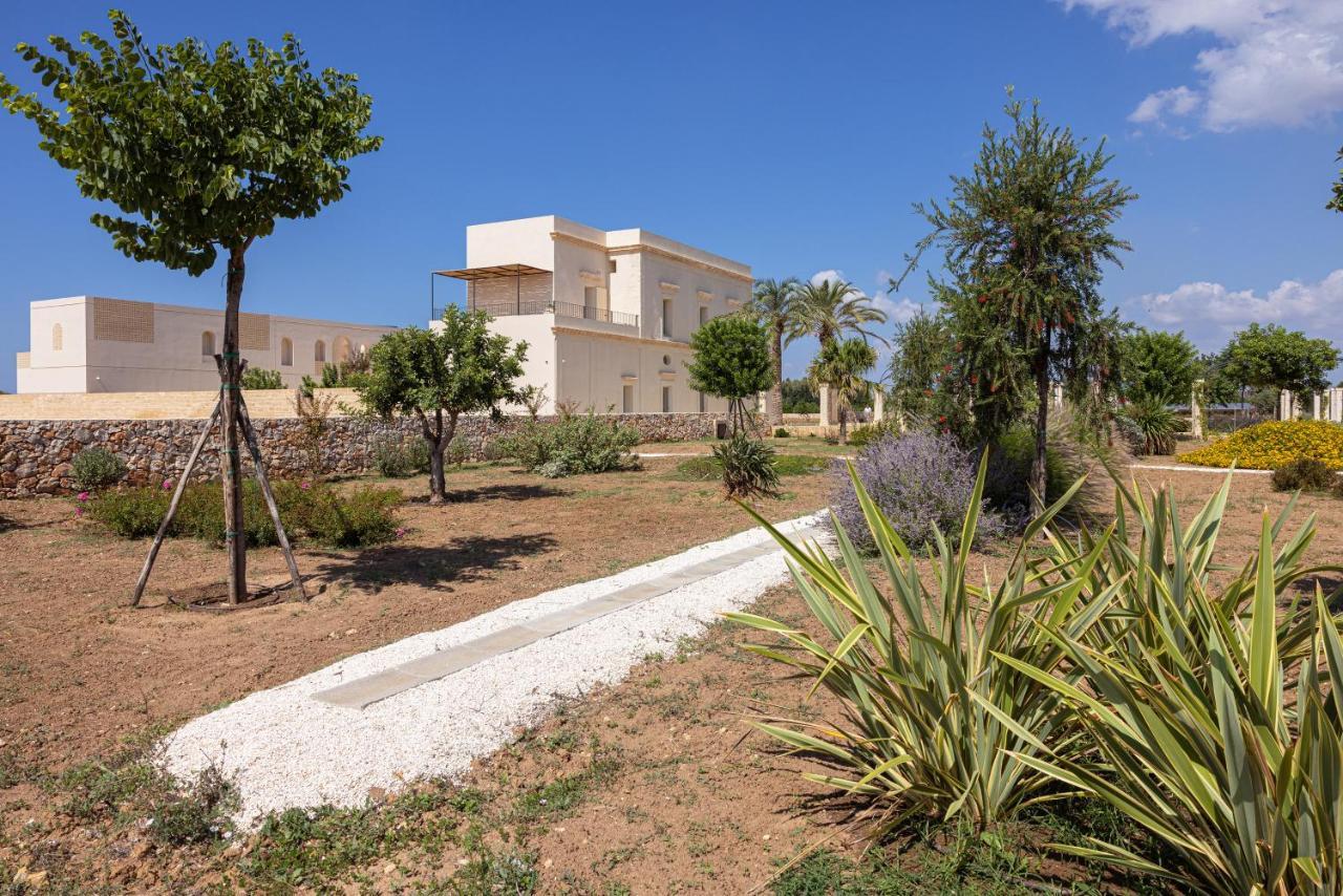לינה וארוחת בוקר פראביטה Il Giardino Grande - Dimora In Salento מראה חיצוני תמונה