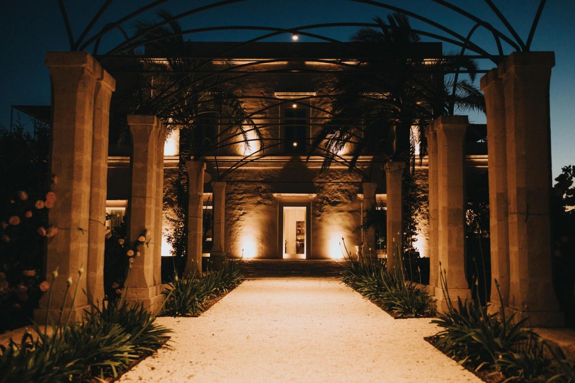 לינה וארוחת בוקר פראביטה Il Giardino Grande - Dimora In Salento מראה חיצוני תמונה